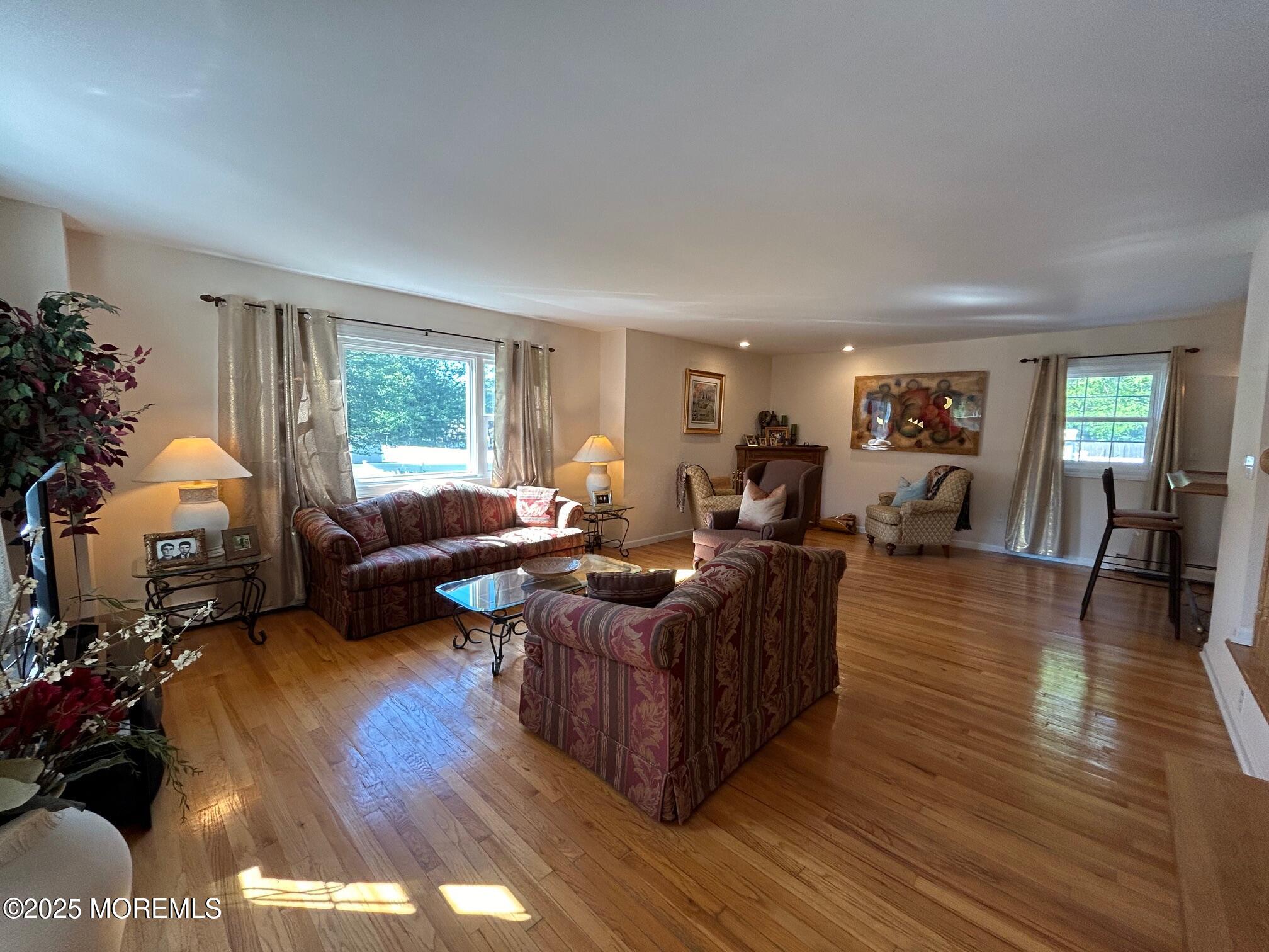 32 Merion Drive, Manalapan, New Jersey image 10