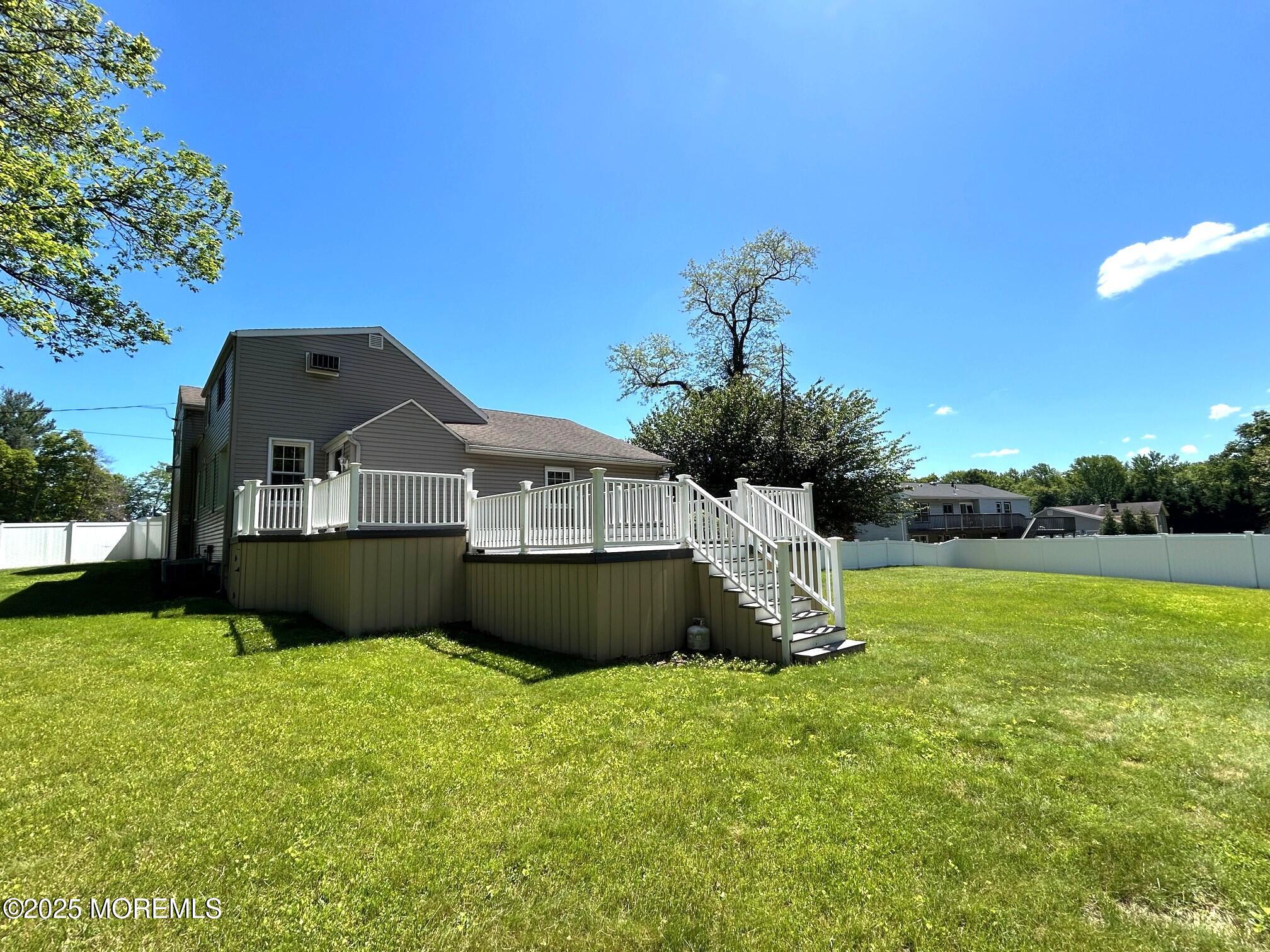 32 Merion Drive, Manalapan, New Jersey image 41