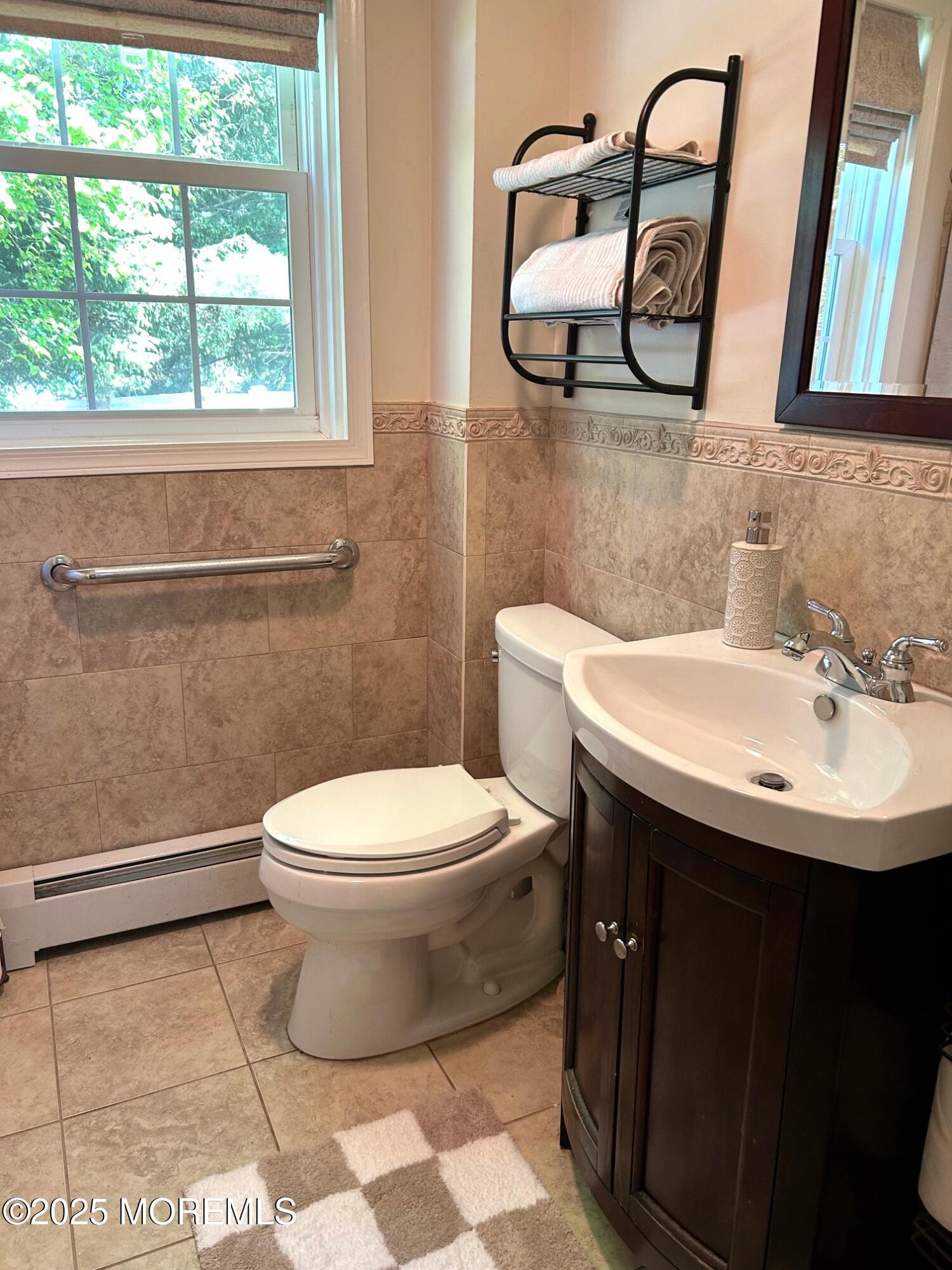 32 Merion Drive, Manalapan, New Jersey image 23