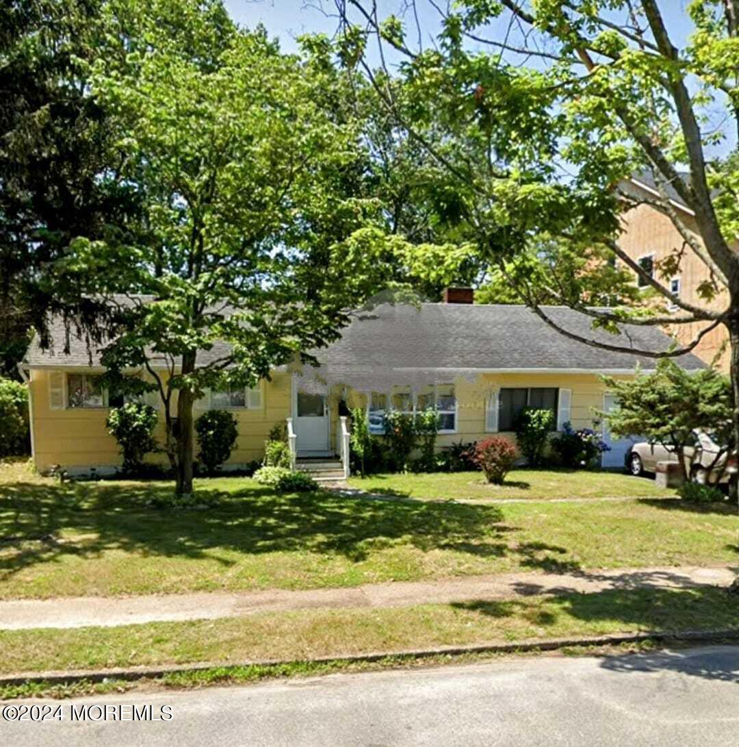 24 W Spruce Street, Lakewood, New Jersey image 1