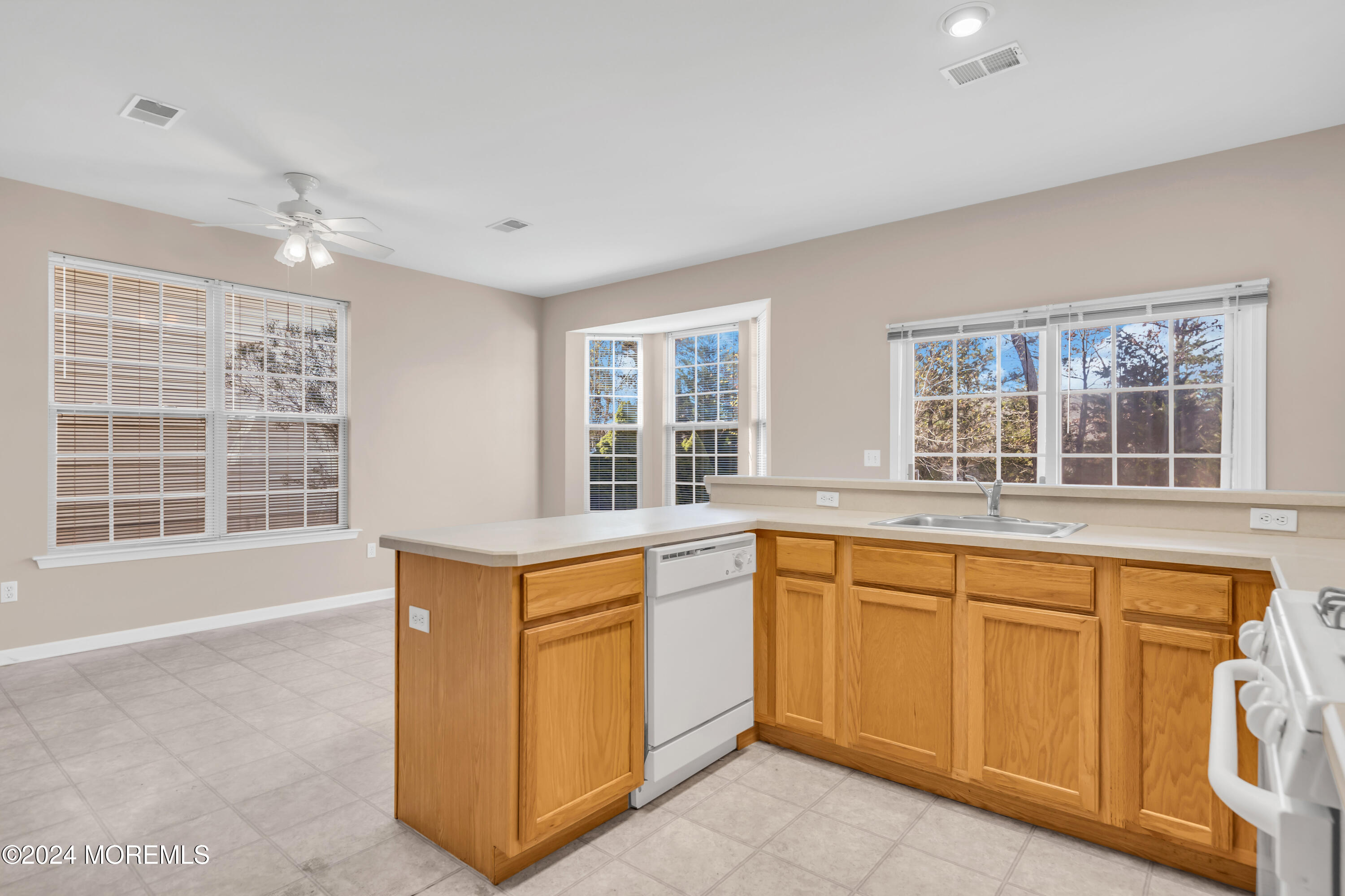 11 Edgartown Lane, Barnegat, New Jersey image 17