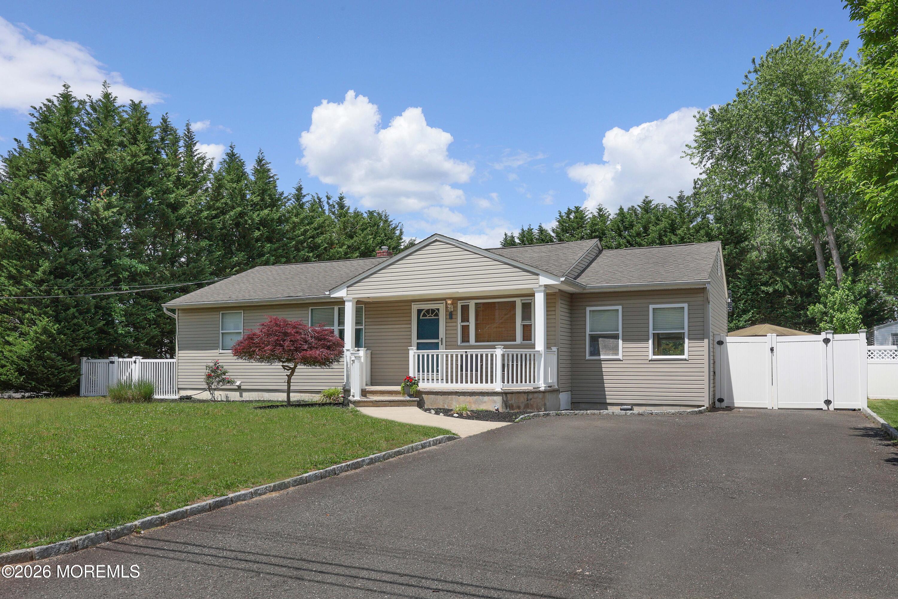 955 Stamler Drive