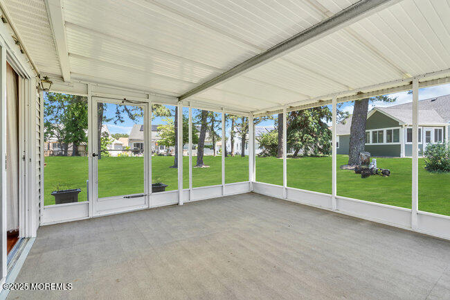 8 Wycombe Court, Toms River, New Jersey image 5