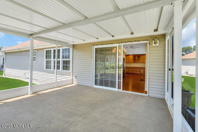 8 Wycombe Court, Toms River, New Jersey image 6