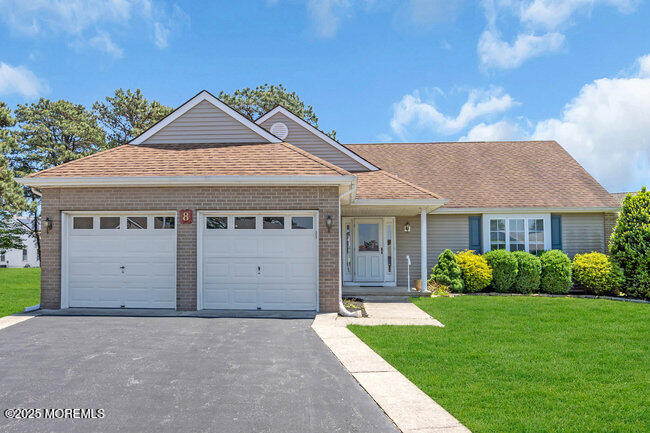 8 Wycombe Court, Toms River, New Jersey image 2
