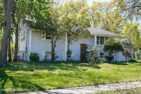 Photo of 9 Newport Drive, Howell, NJ 07731 (MLS # 22611525)