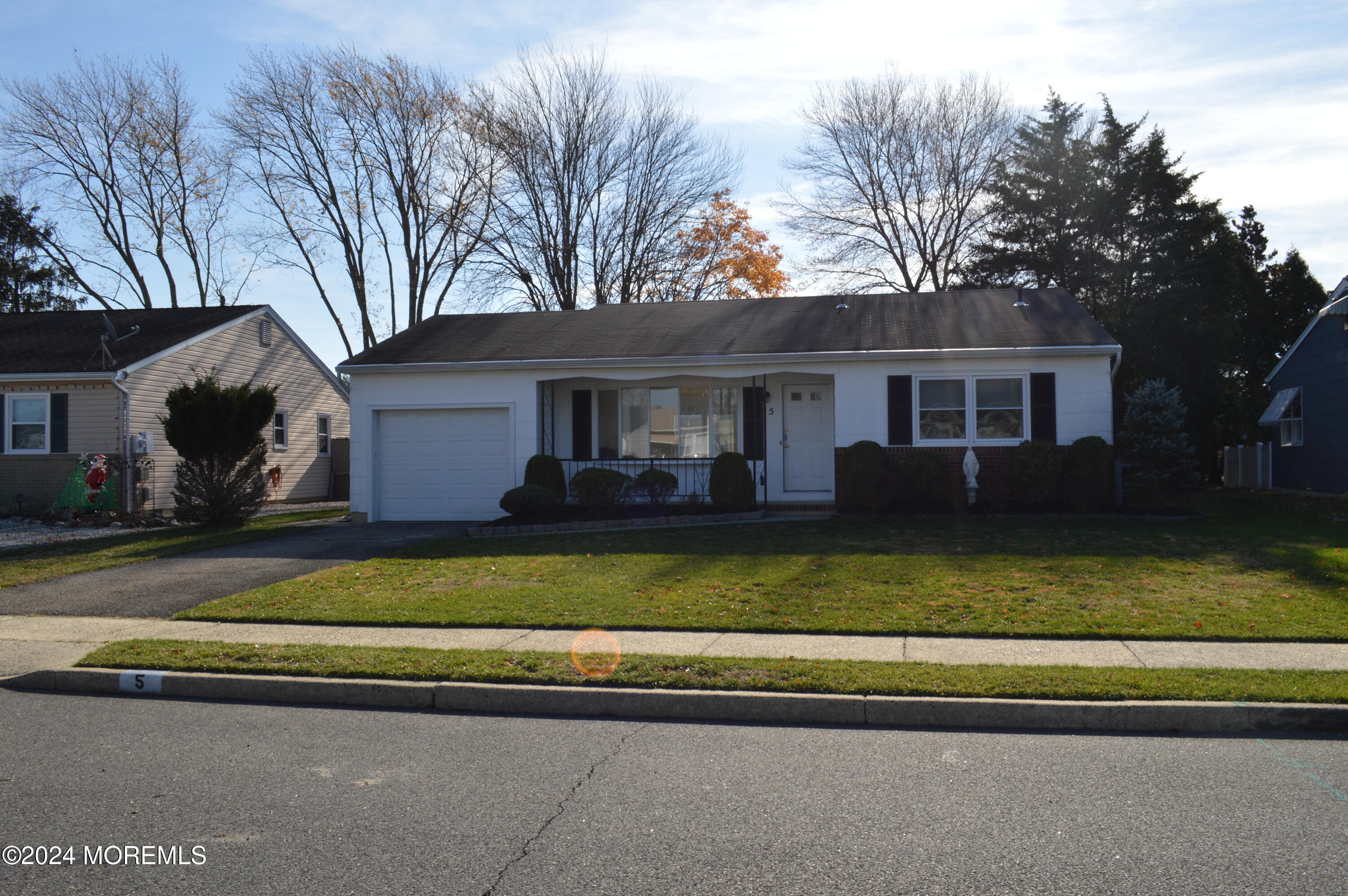 5 Norfolk Drive, Toms River, New Jersey image 2