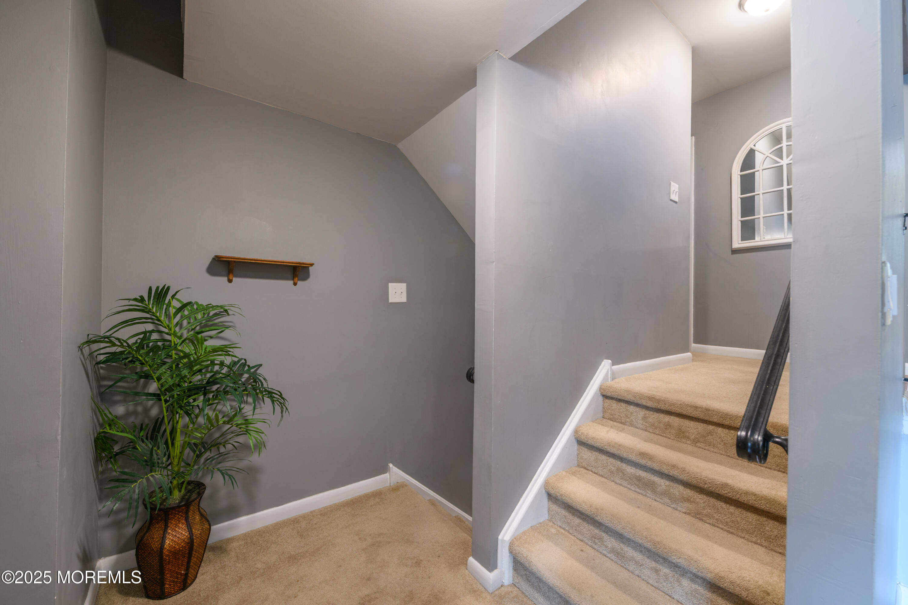 186 Clubhouse Drive, Middletown, New Jersey image 9