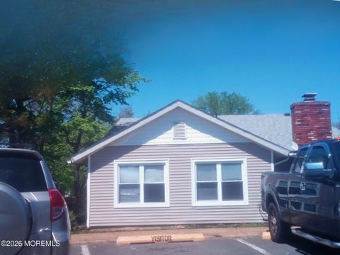 Photo of 192 Downing Street, Lakewood, NJ 08701 (MLS # 22611435)