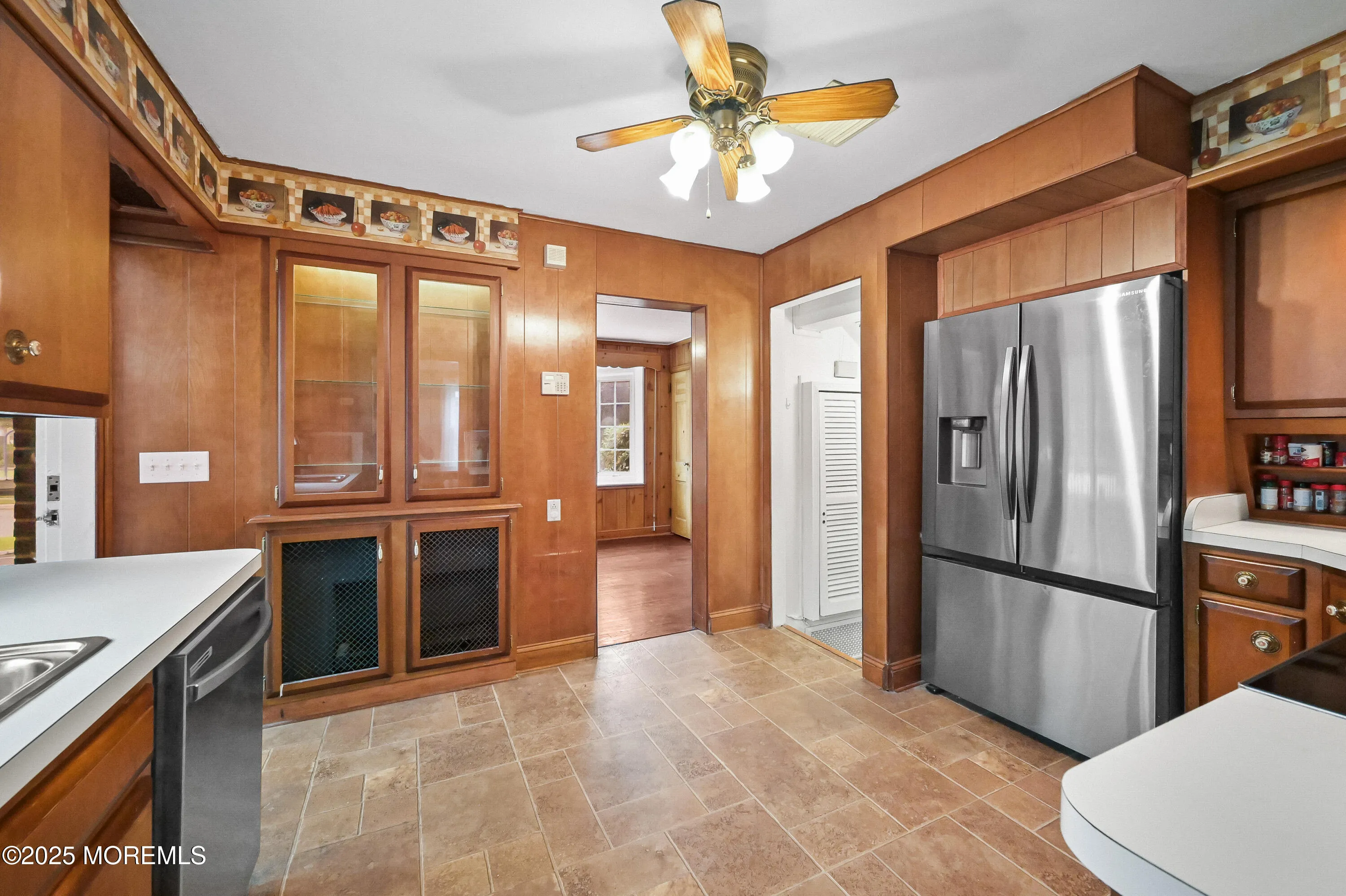 Milltown, New Jersey 08850, United States, 3 Bedrooms Bedrooms, ,2 BathroomsBathrooms,Residential,Active,156614