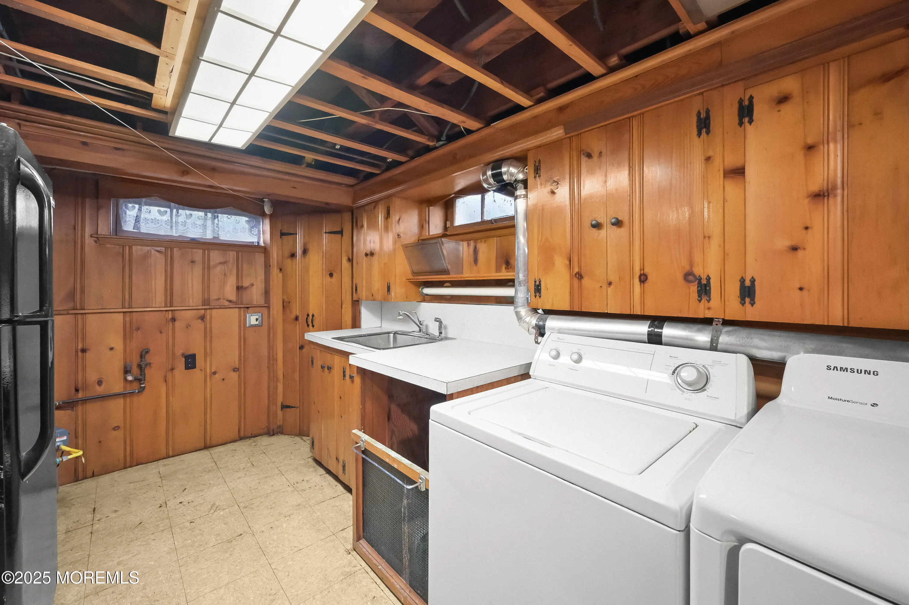 Milltown, New Jersey 08850, United States, 3 Bedrooms Bedrooms, ,2 BathroomsBathrooms,Residential,Active,156614