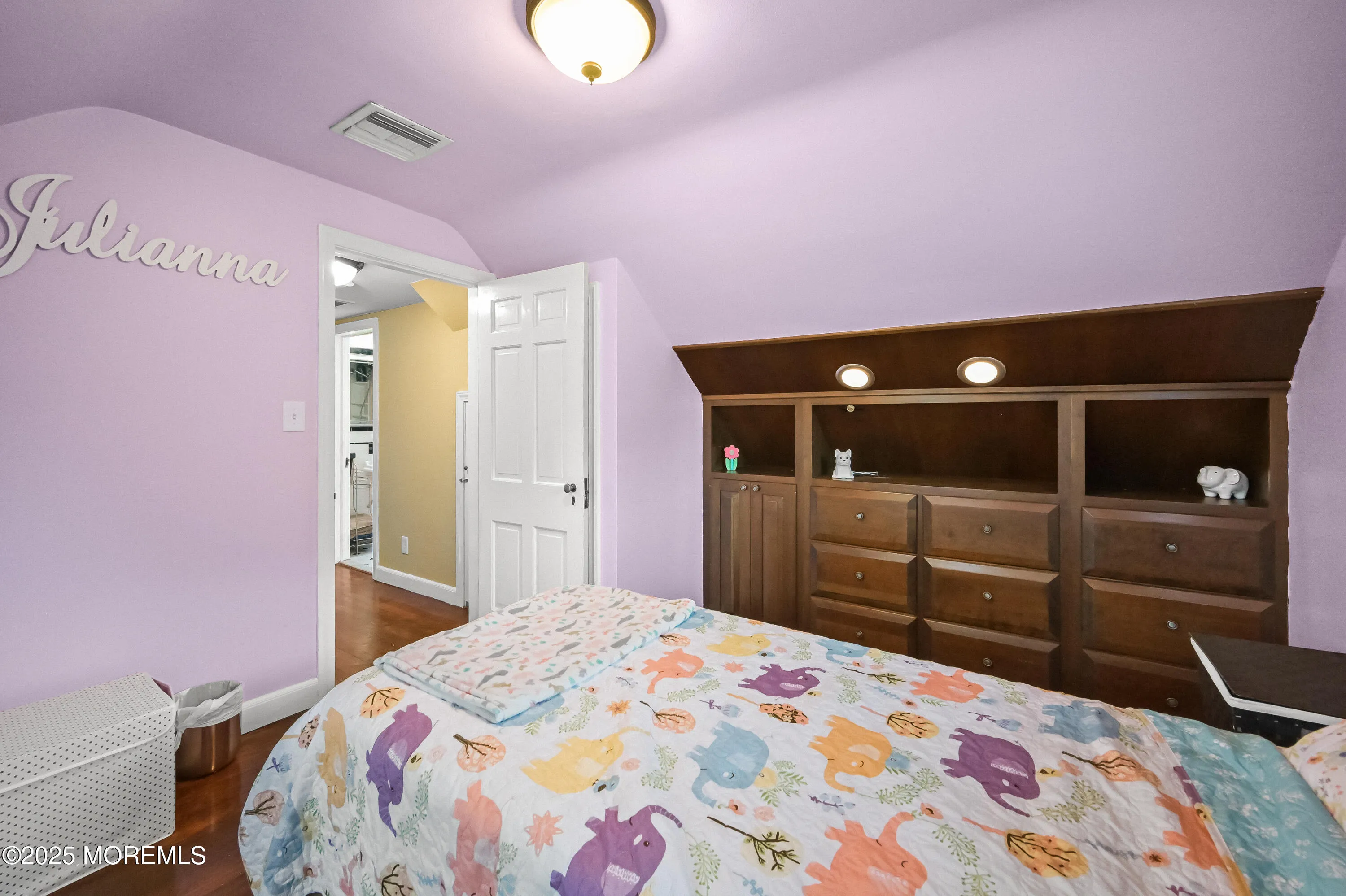 Milltown, New Jersey 08850, United States, 3 Bedrooms Bedrooms, ,2 BathroomsBathrooms,Residential,Active,156614