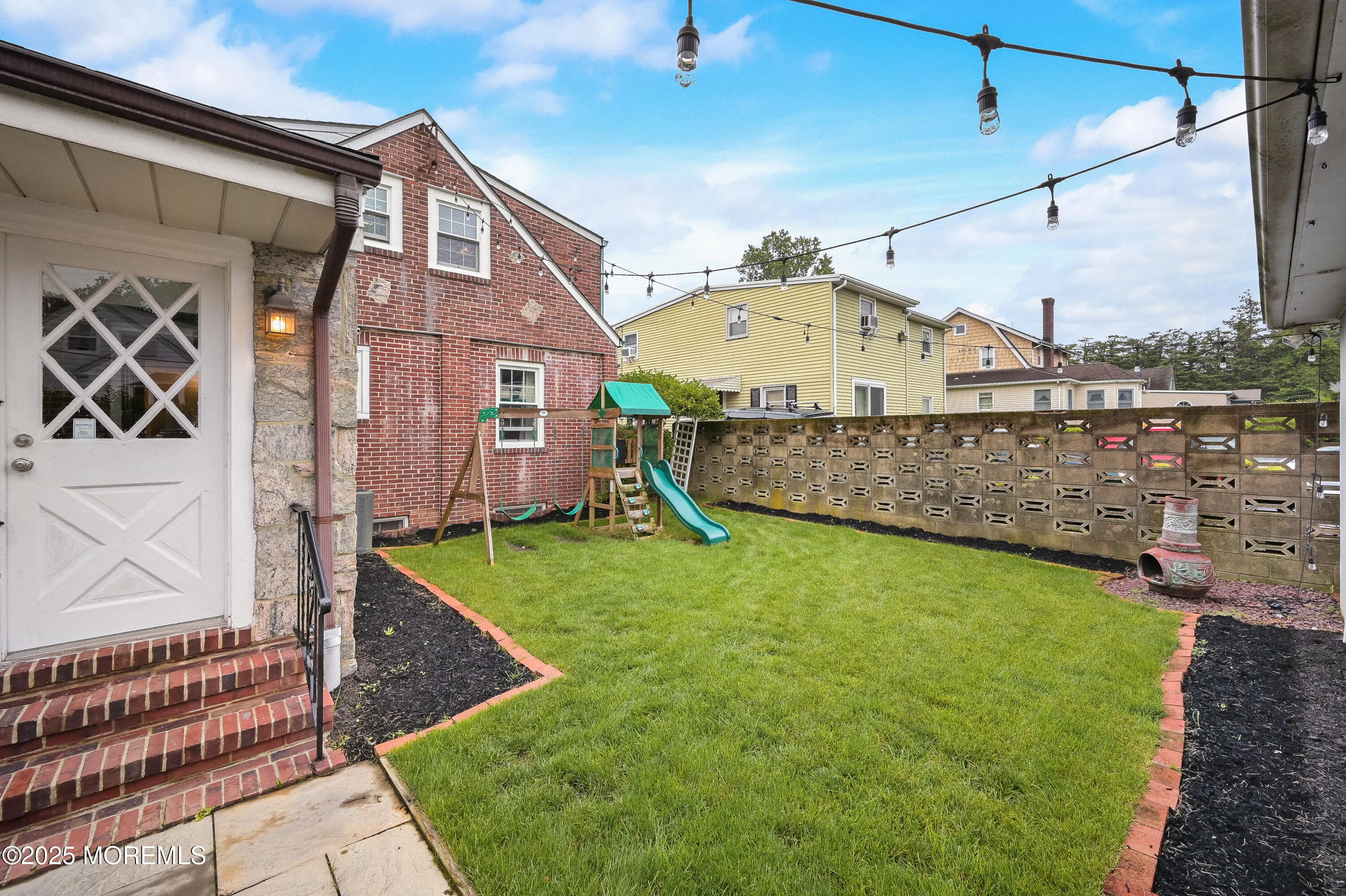 Milltown, New Jersey 08850, United States, 3 Bedrooms Bedrooms, ,2 BathroomsBathrooms,Residential,Active,156614