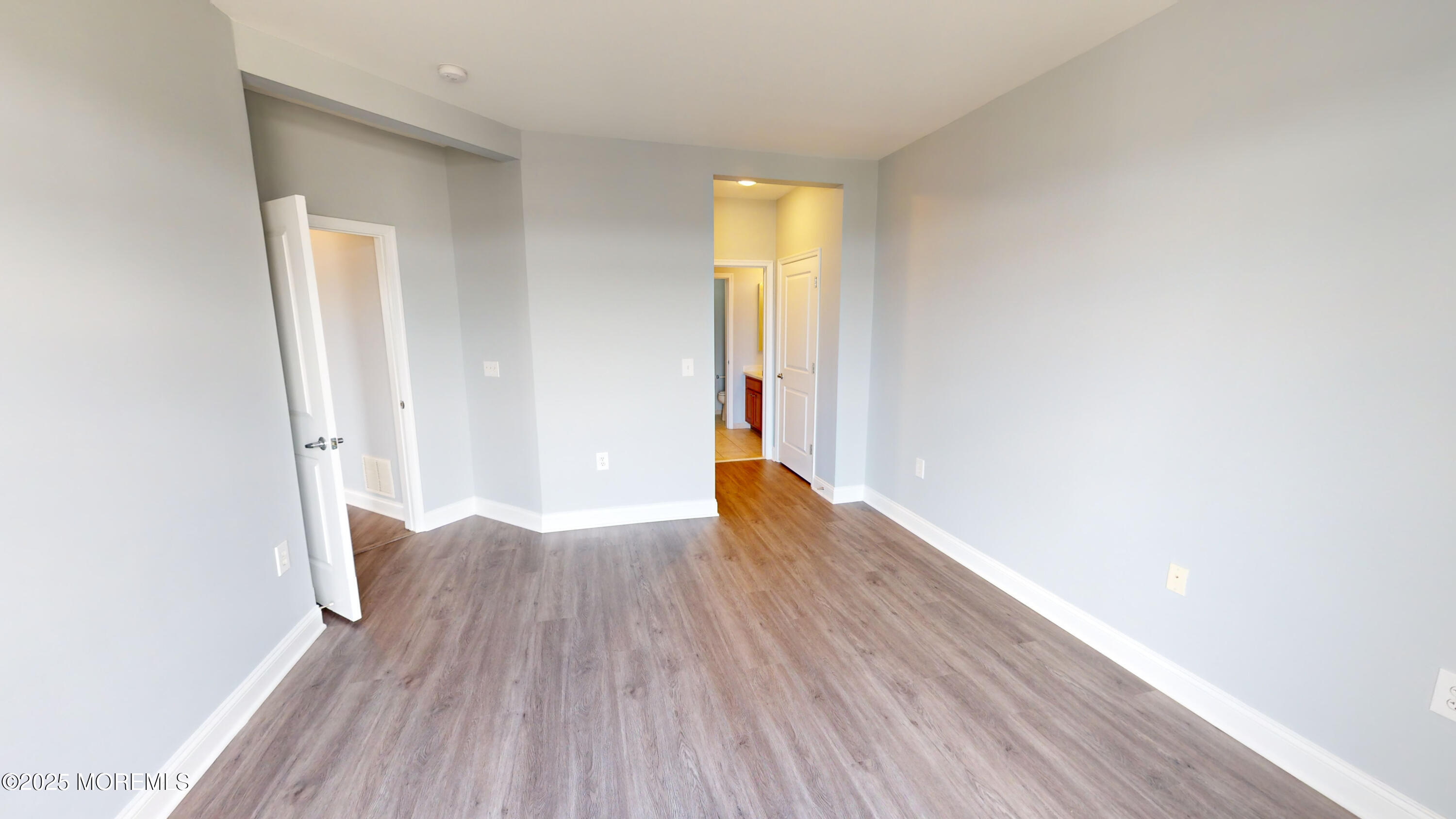6306 Fernandez Court, Parlin, New Jersey image 4
