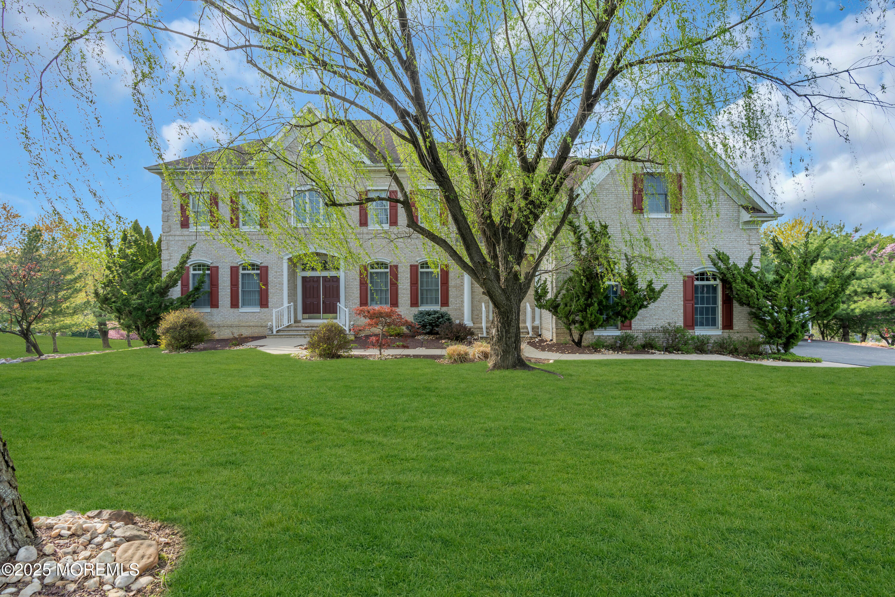 7 Stayman Court, Manalapan, New Jersey image 4