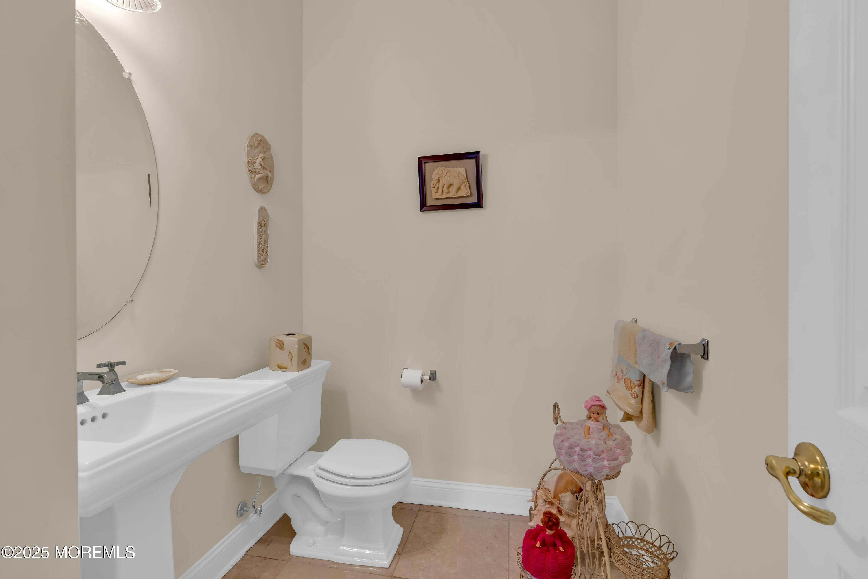 7 Stayman Court, Manalapan, New Jersey image 16