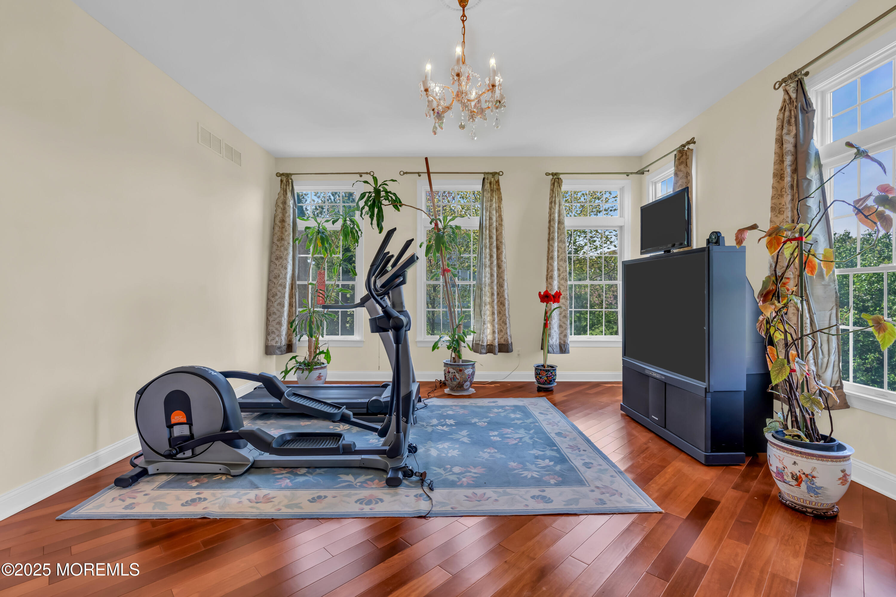 7 Stayman Court, Manalapan, New Jersey image 46