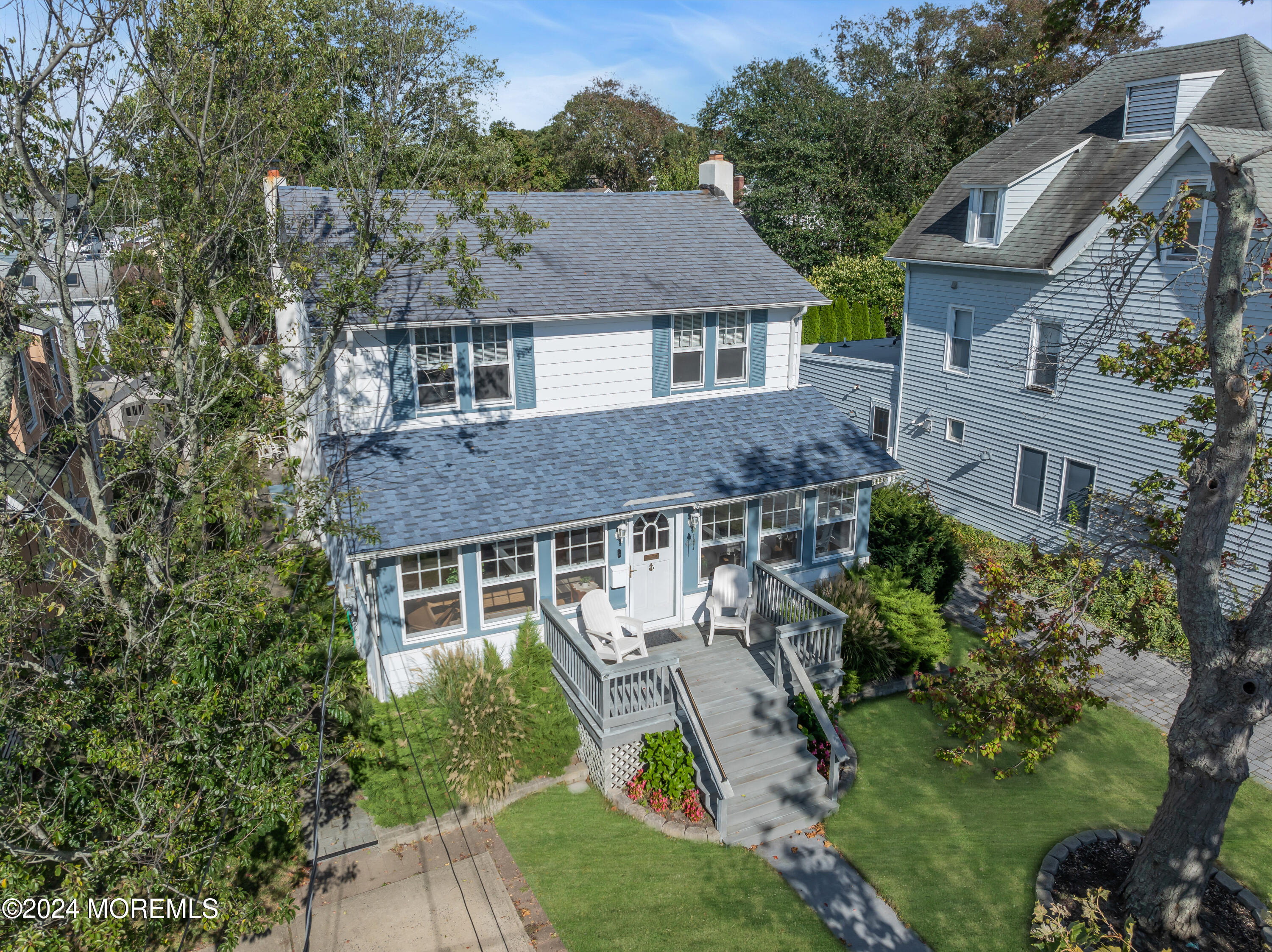 424 Burlington Avenue