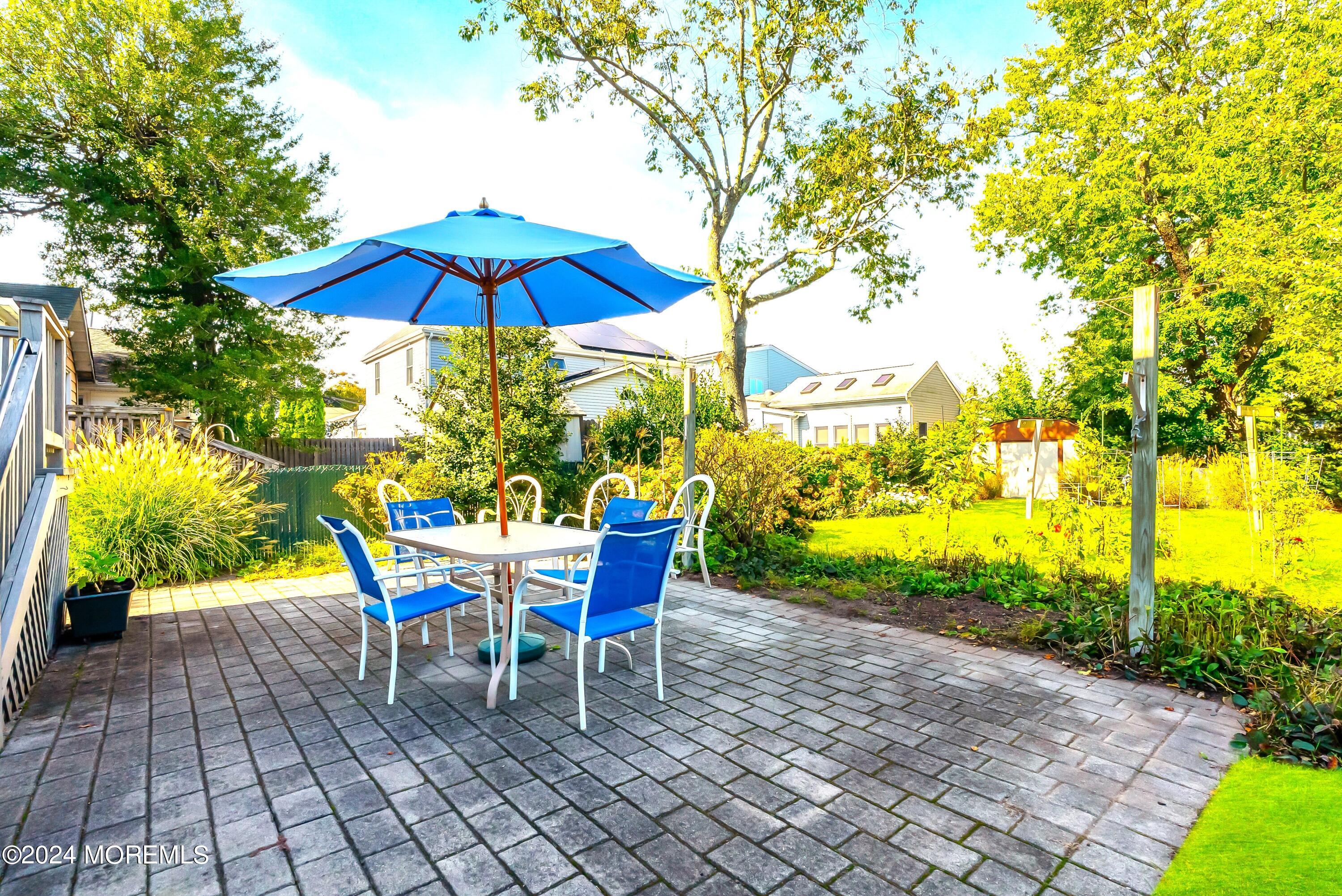 424 Burlington Avenue