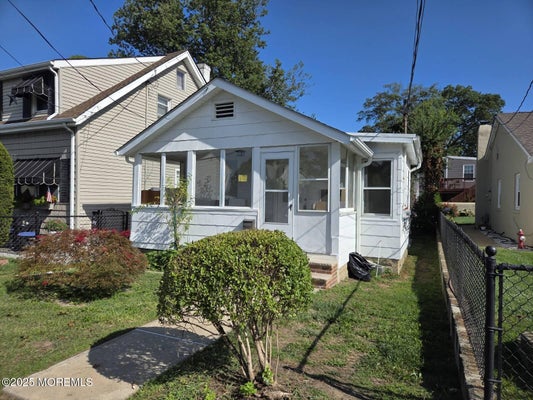 31 SEELEY AVE, KEANSBURG, NJ 07734 - Image 4530a54cd5ccf3545ede0ddca6720694/4219093367