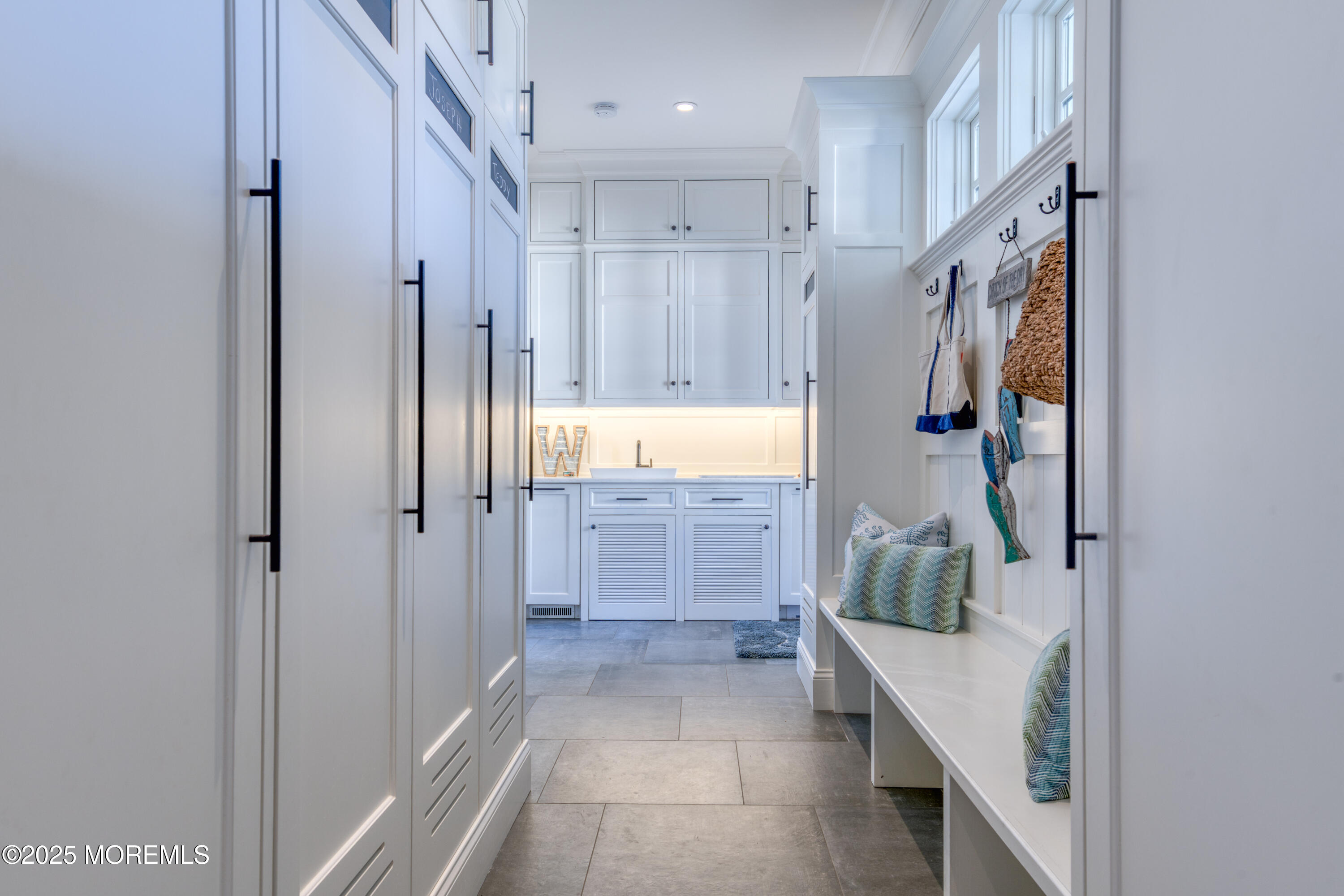 Wilson Circle, Rumson, New Jersey image 47