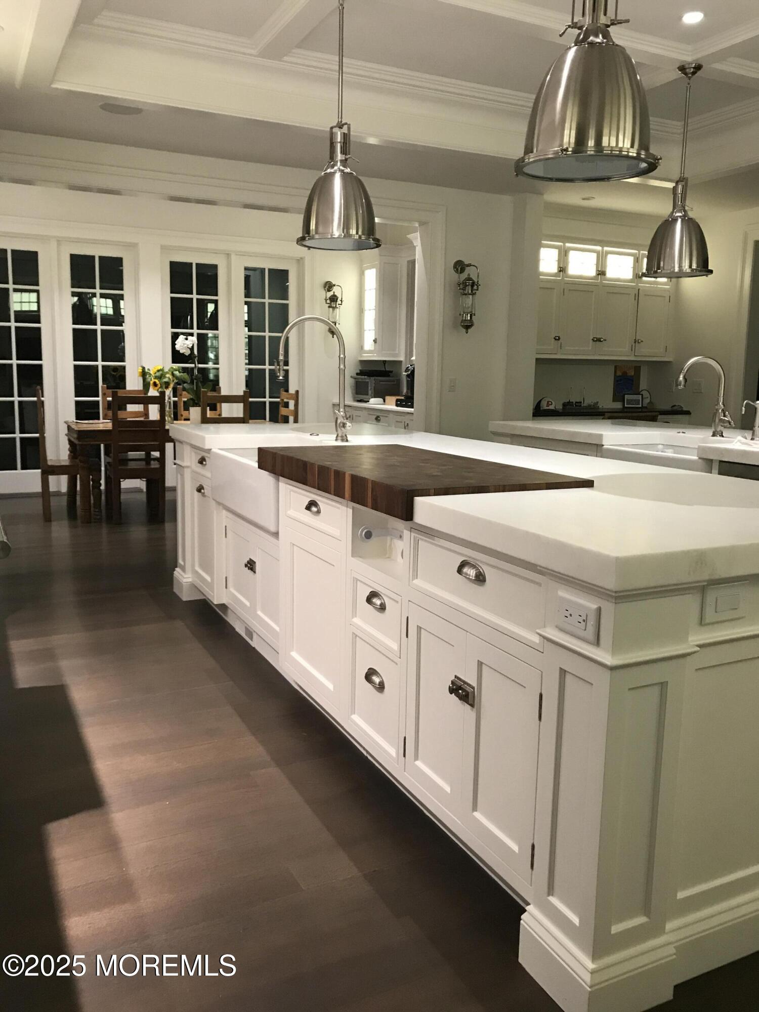 Wilson Circle, Rumson, New Jersey image 32