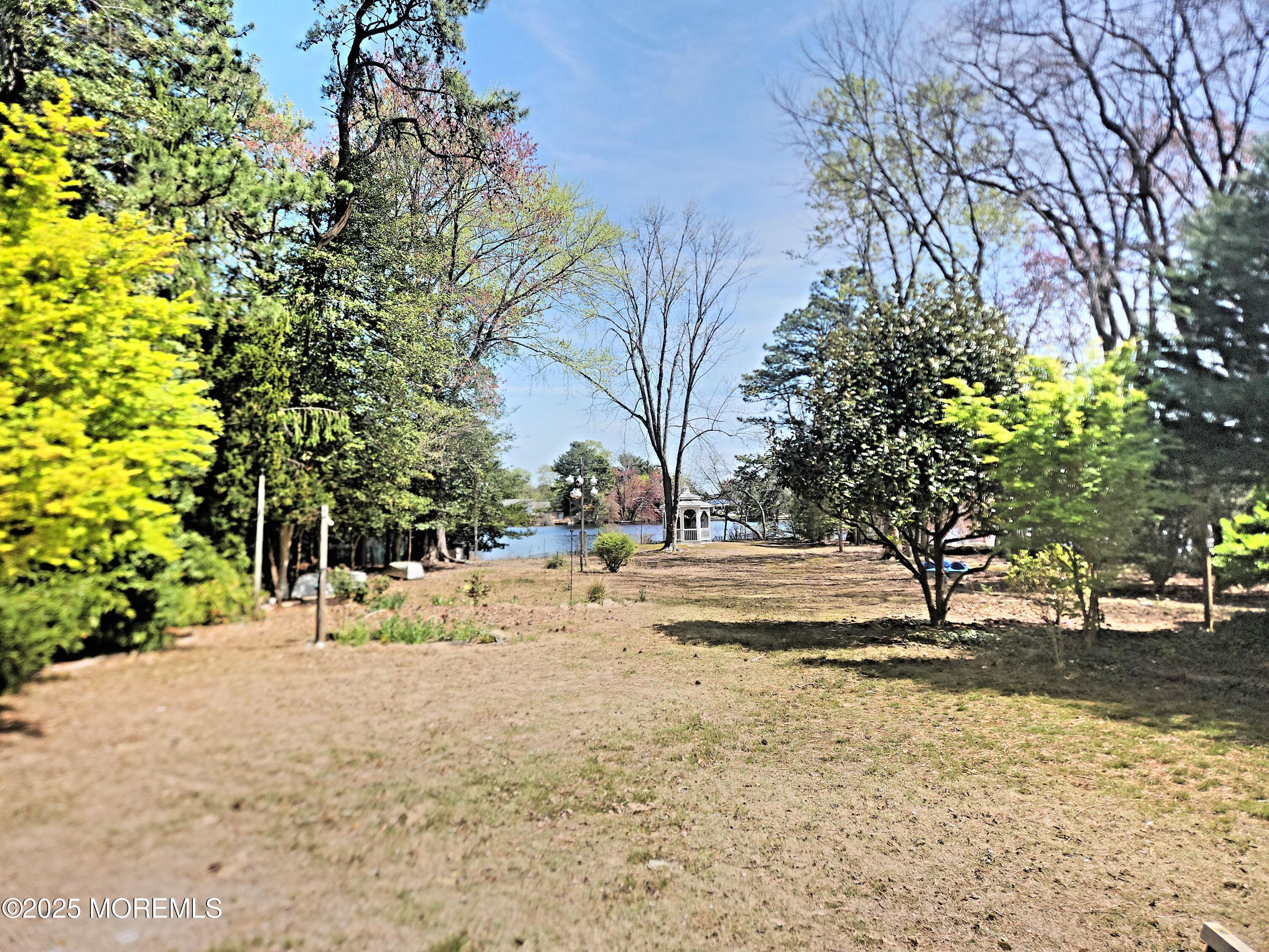 413 Lake Shore Drive, Brick, New Jersey image 32