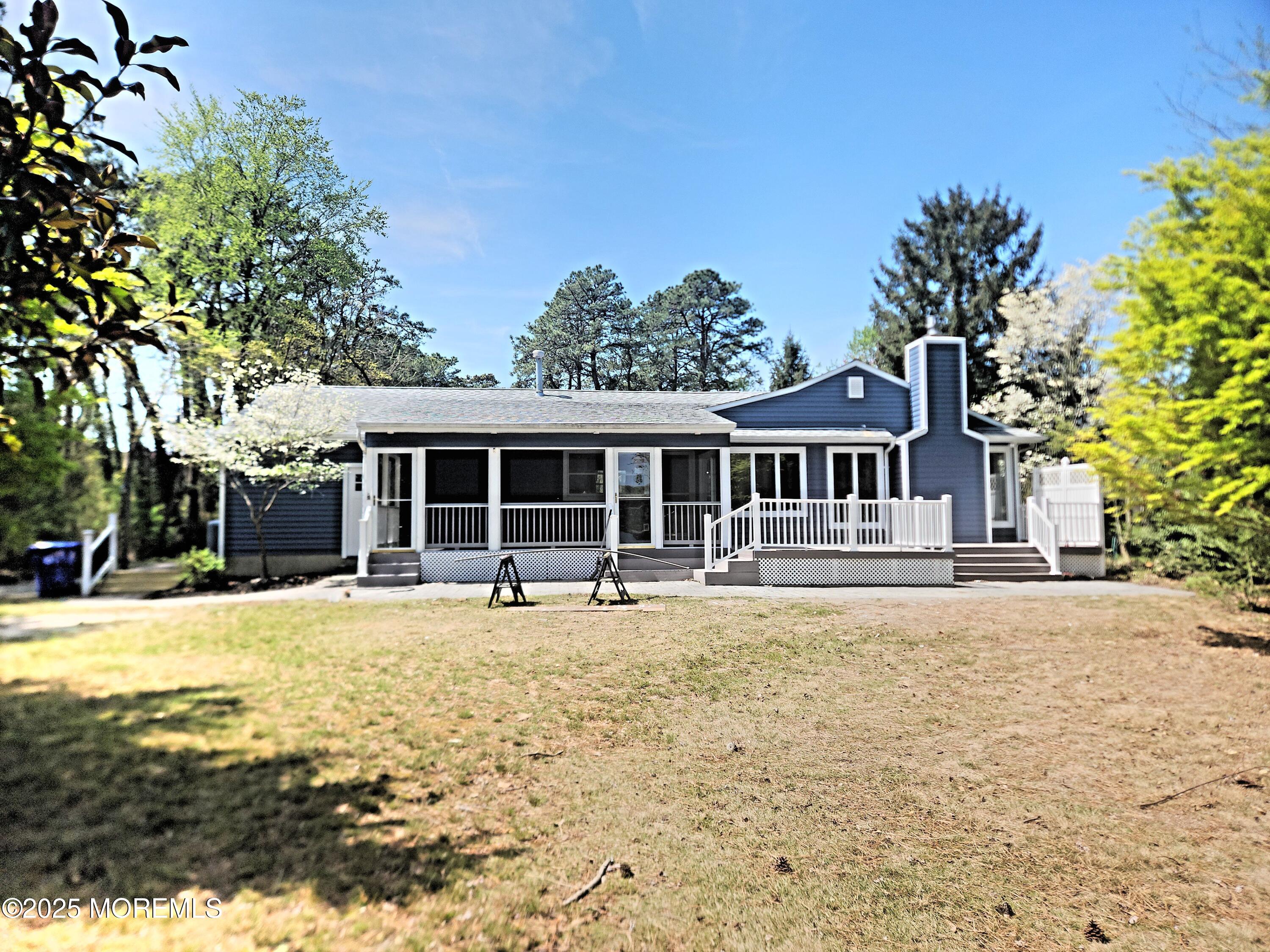 413 Lake Shore Drive, Brick, New Jersey image 3