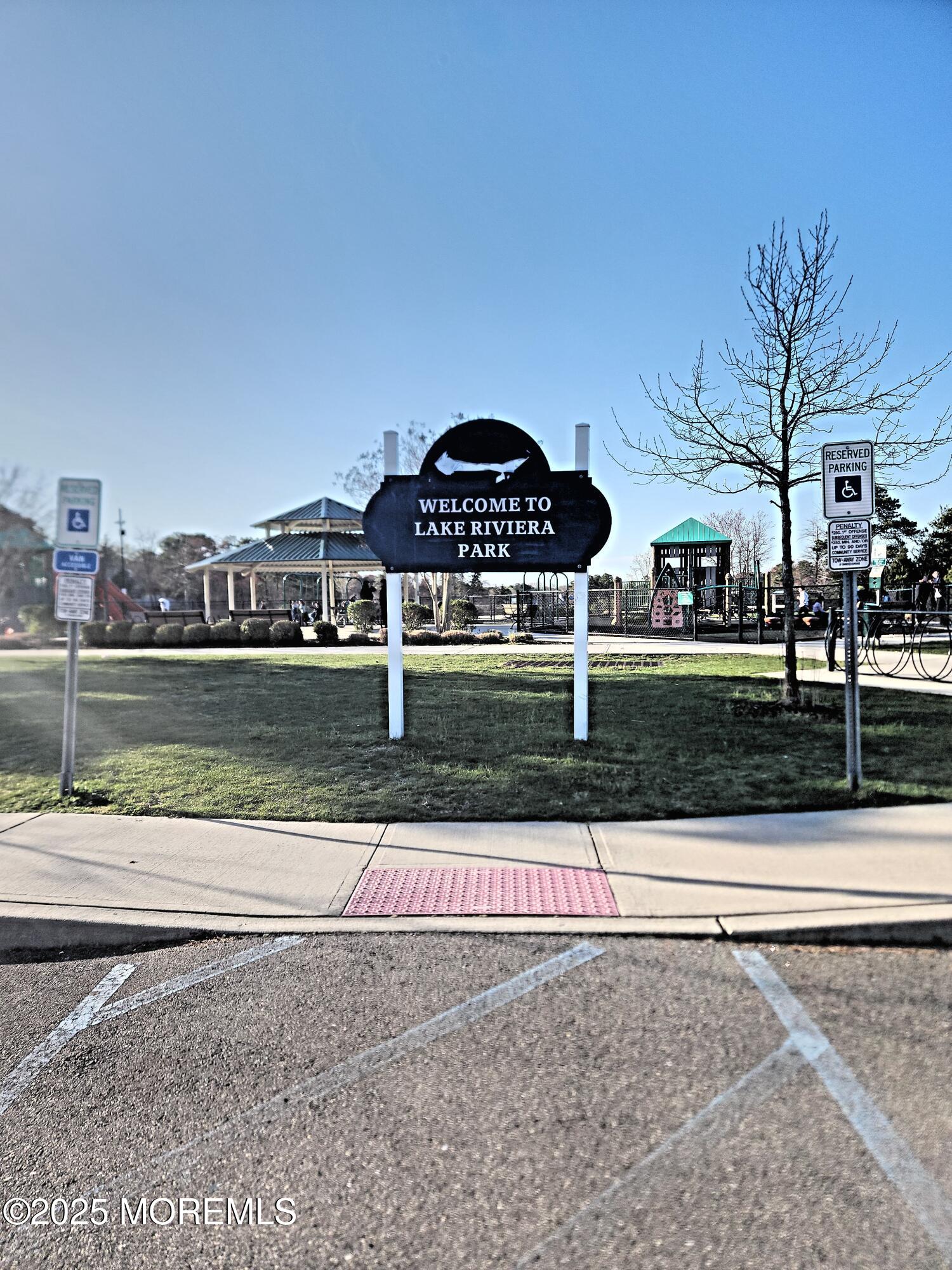 413 Lake Shore Drive, Brick, New Jersey image 37