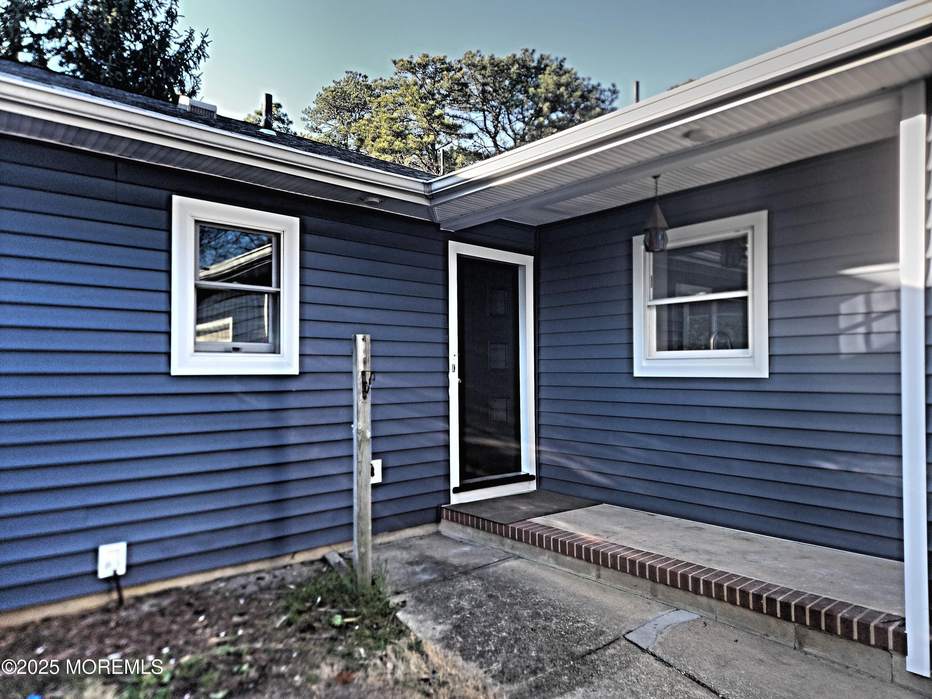 413 Lake Shore Drive, Brick, New Jersey image 34