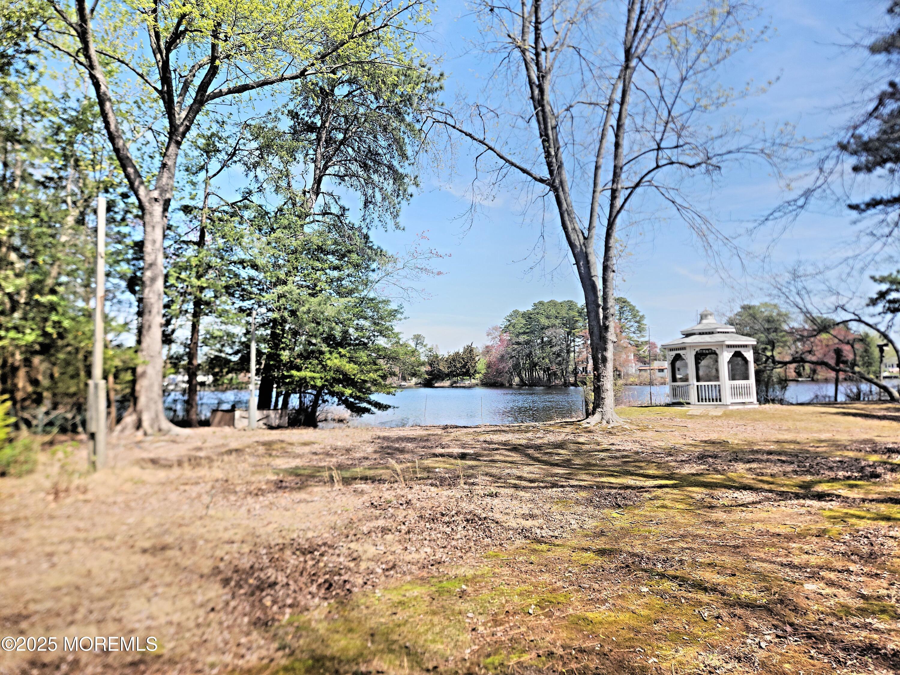 413 Lake Shore Drive, Brick, New Jersey image 33