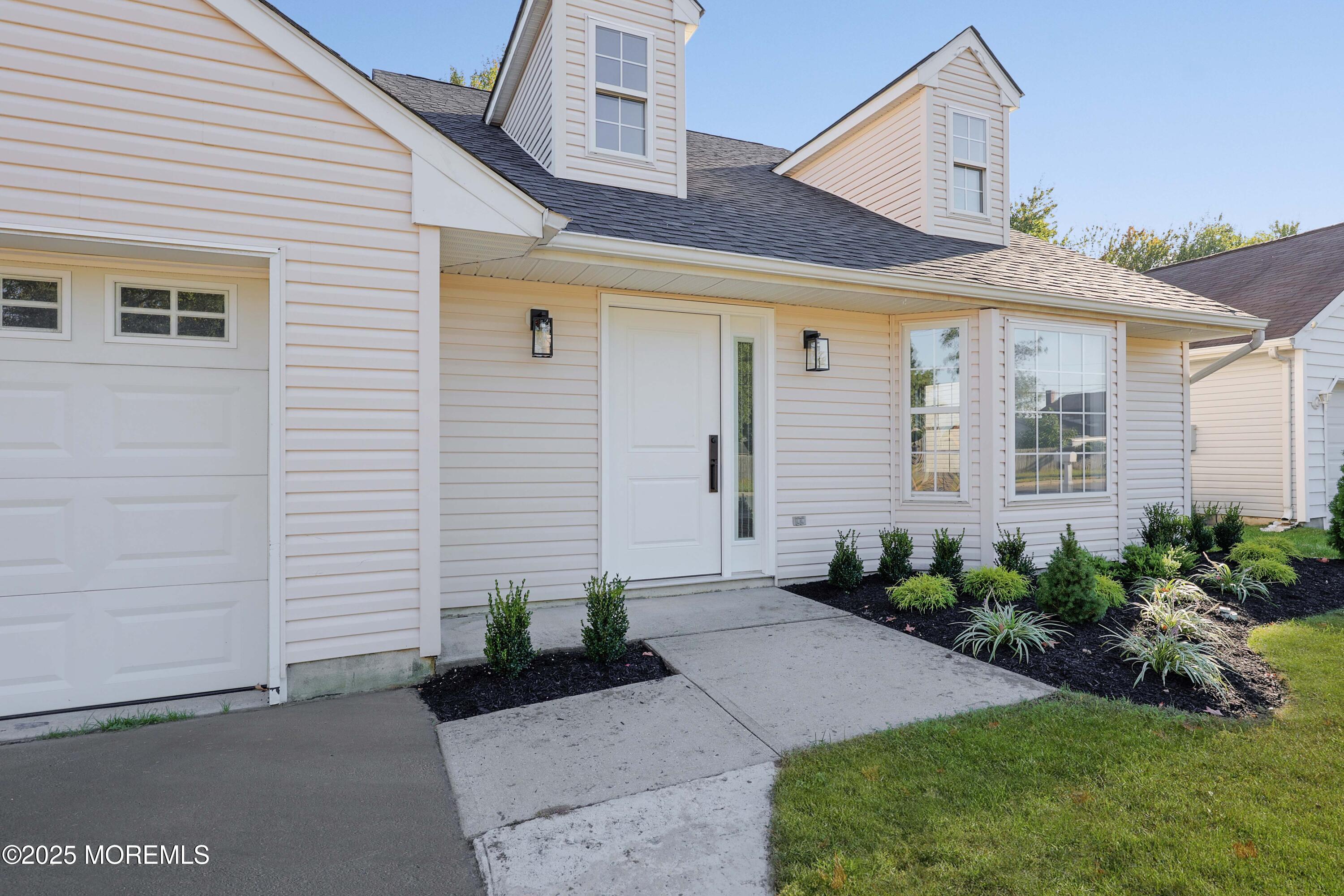 4 Ellison Court