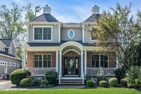 Photo of 12 Forrest Avenue, Rumson, NJ 07760 (MLS # 22536759)