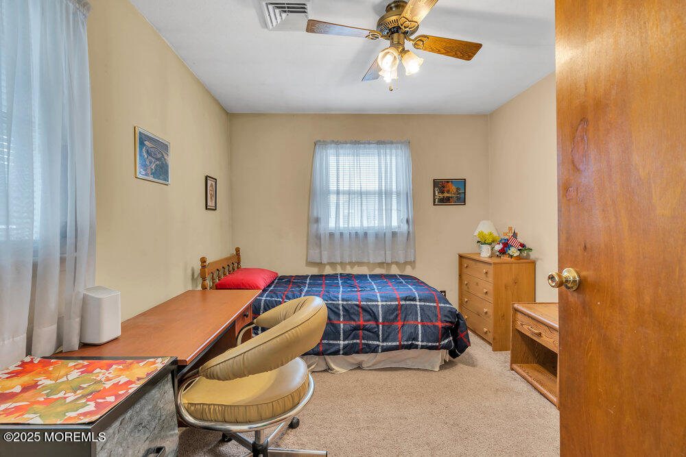 892 Palmer Avenue, Middletown, New Jersey image 14