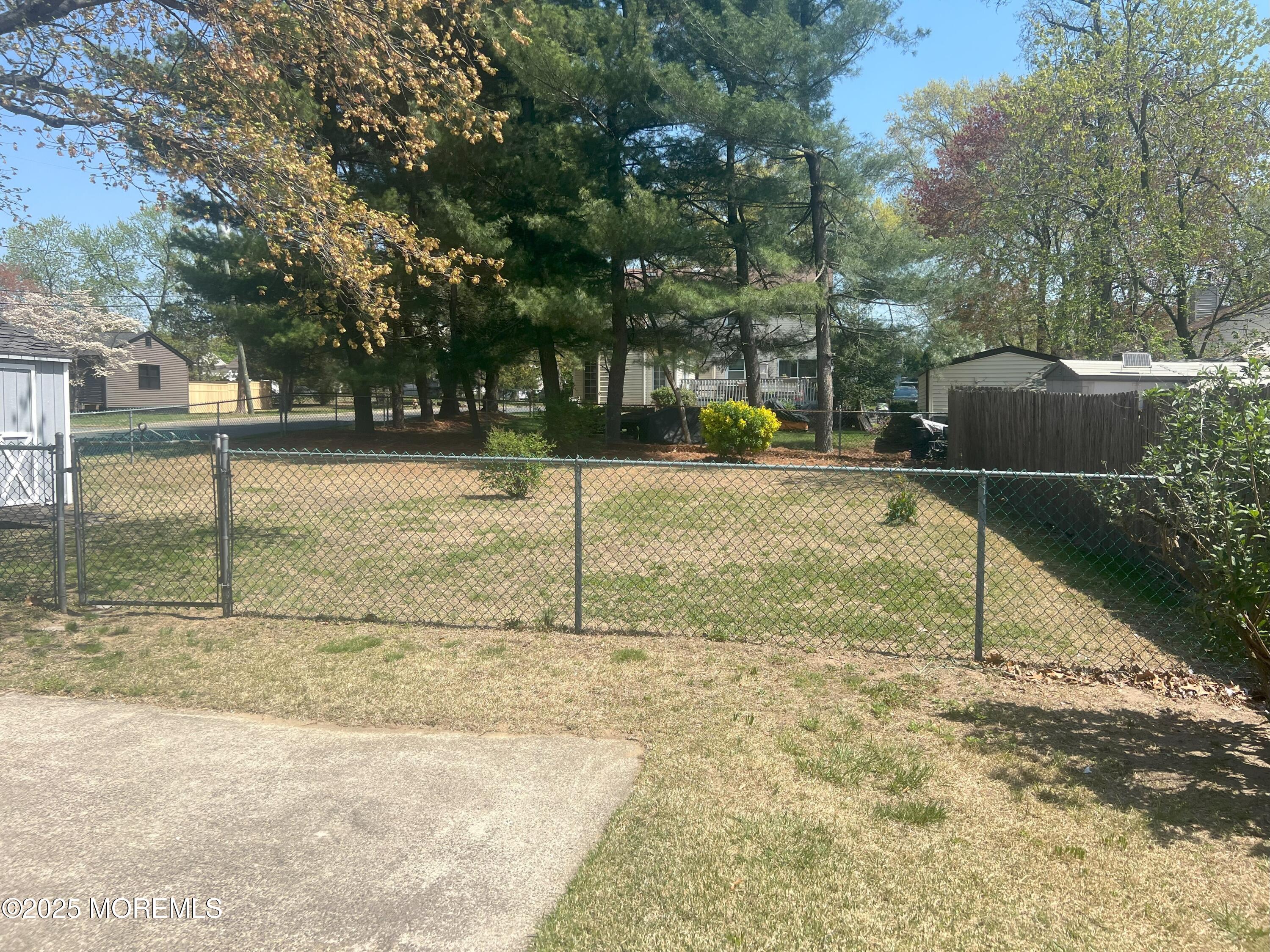 892 Palmer Avenue, Middletown, New Jersey image 24
