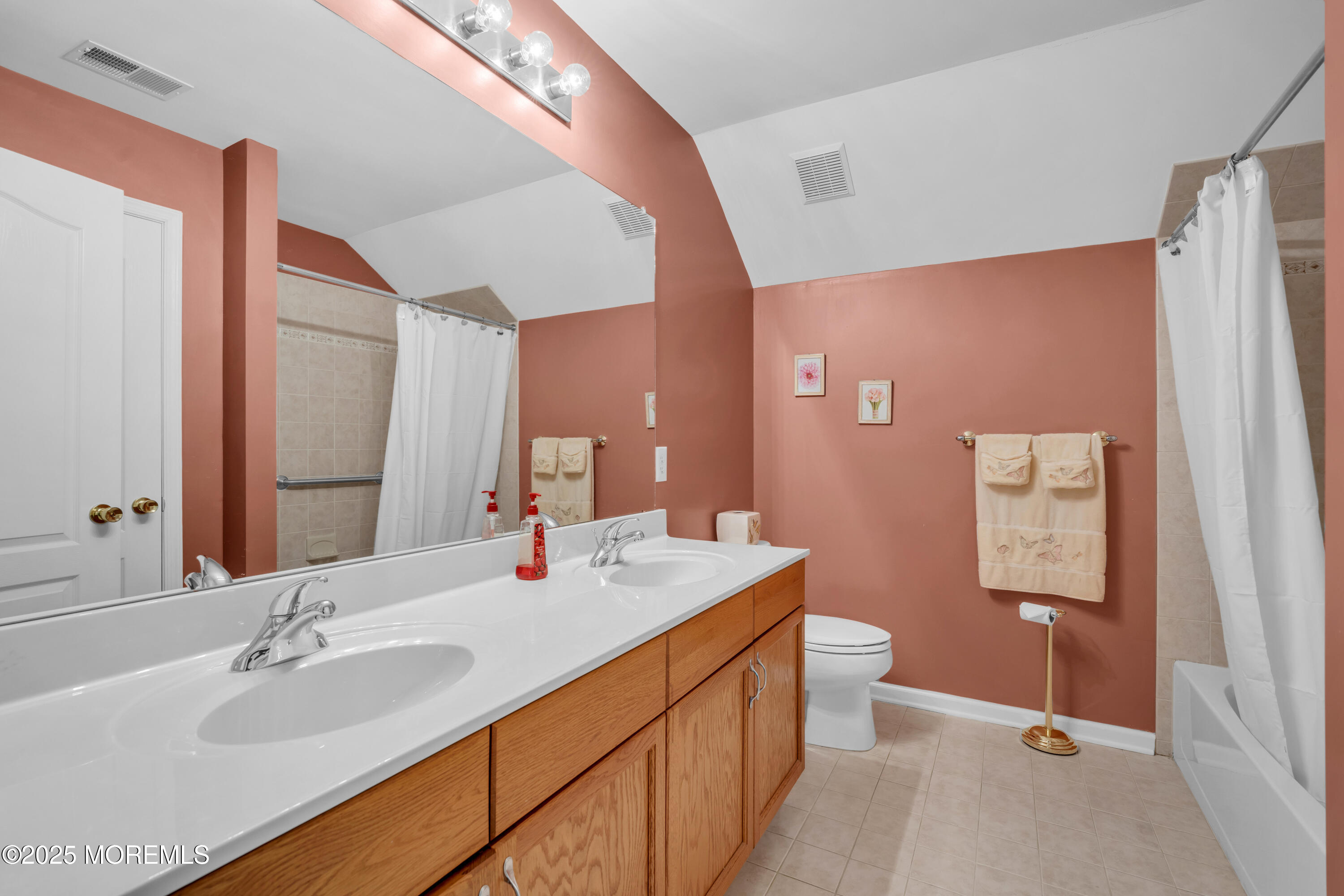22 Amagansett Lane, Matawan, New Jersey image 50