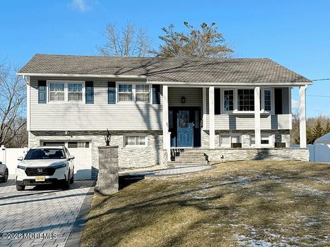 7 Whitehall Way Manalapan NJ 07726