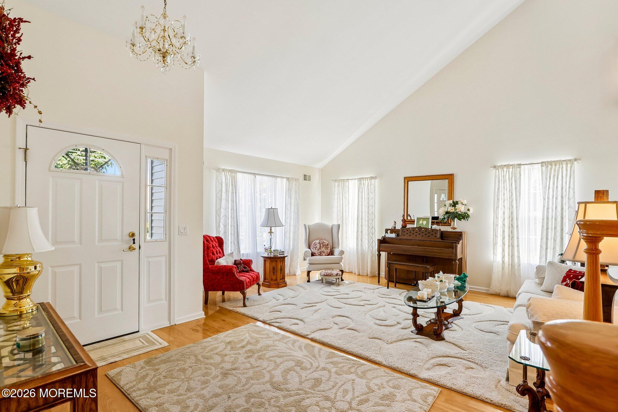 122 Skyline Drive