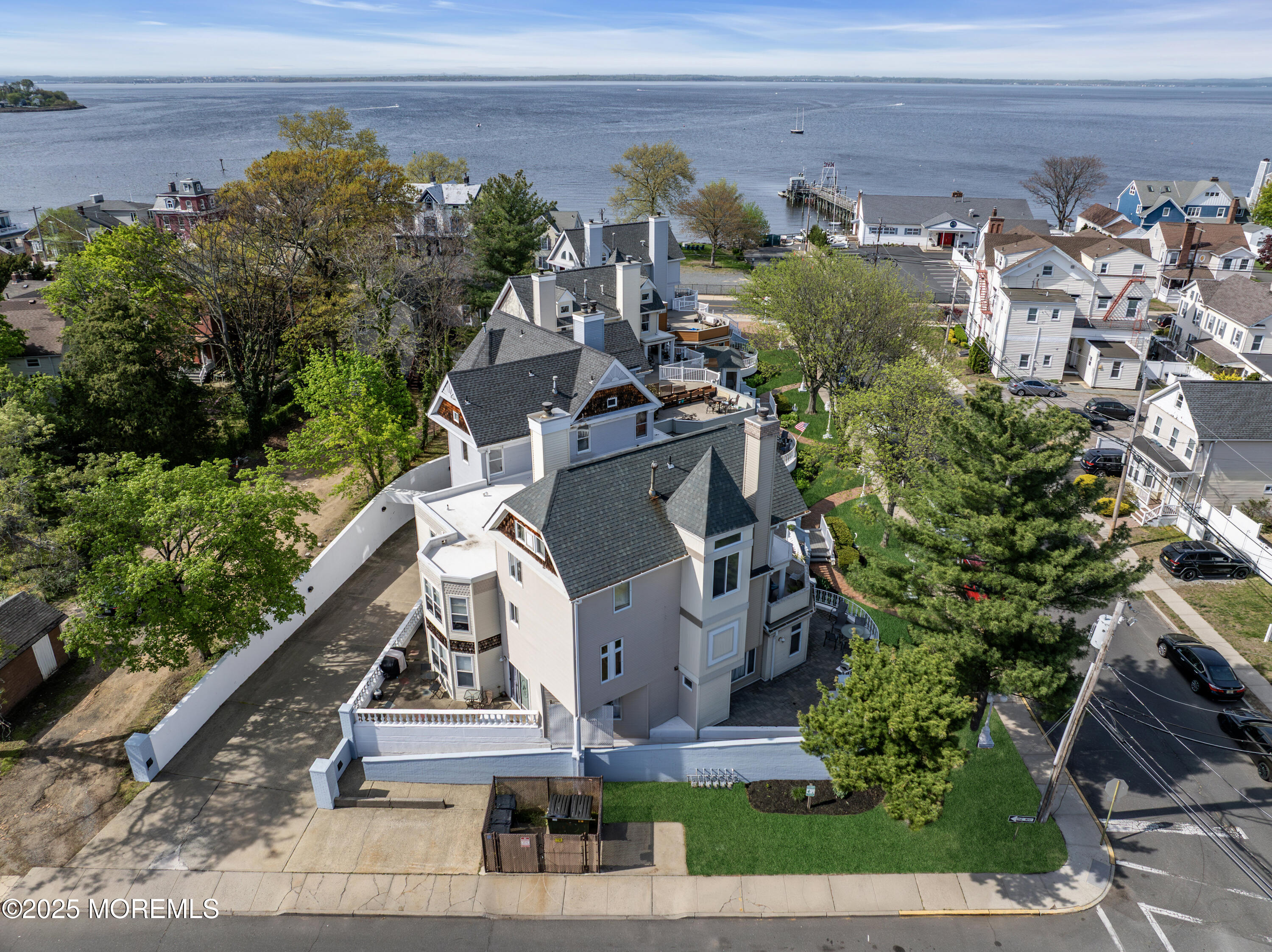 100 First Street #7, Keyport, New Jersey image 2