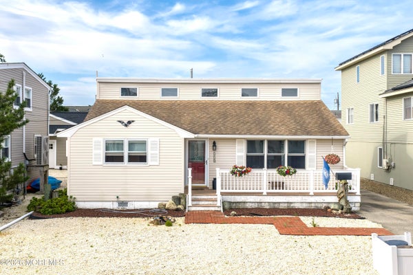 270 N 3RD ST, SURF CITY, NJ 08008 - Image 466640c089682f8cb3cd092bd1a65d82/530004580