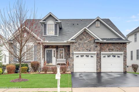 329 Van Dusen Drive Marlboro NJ 07746