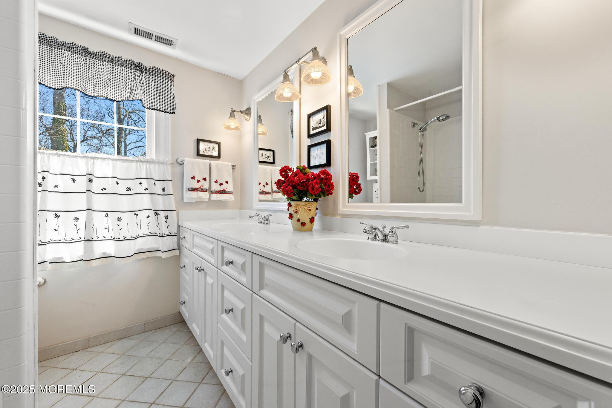 1406 Frances Drive, Wall, New Jersey image 37