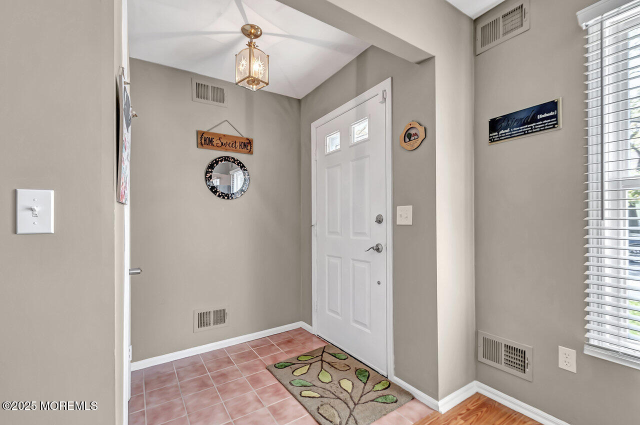 233 Cloverdale Drive, Lakewood, New Jersey image 16