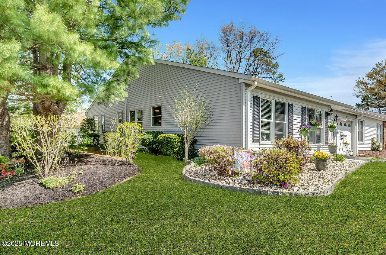 233 Cloverdale Drive, Lakewood, New Jersey image 3