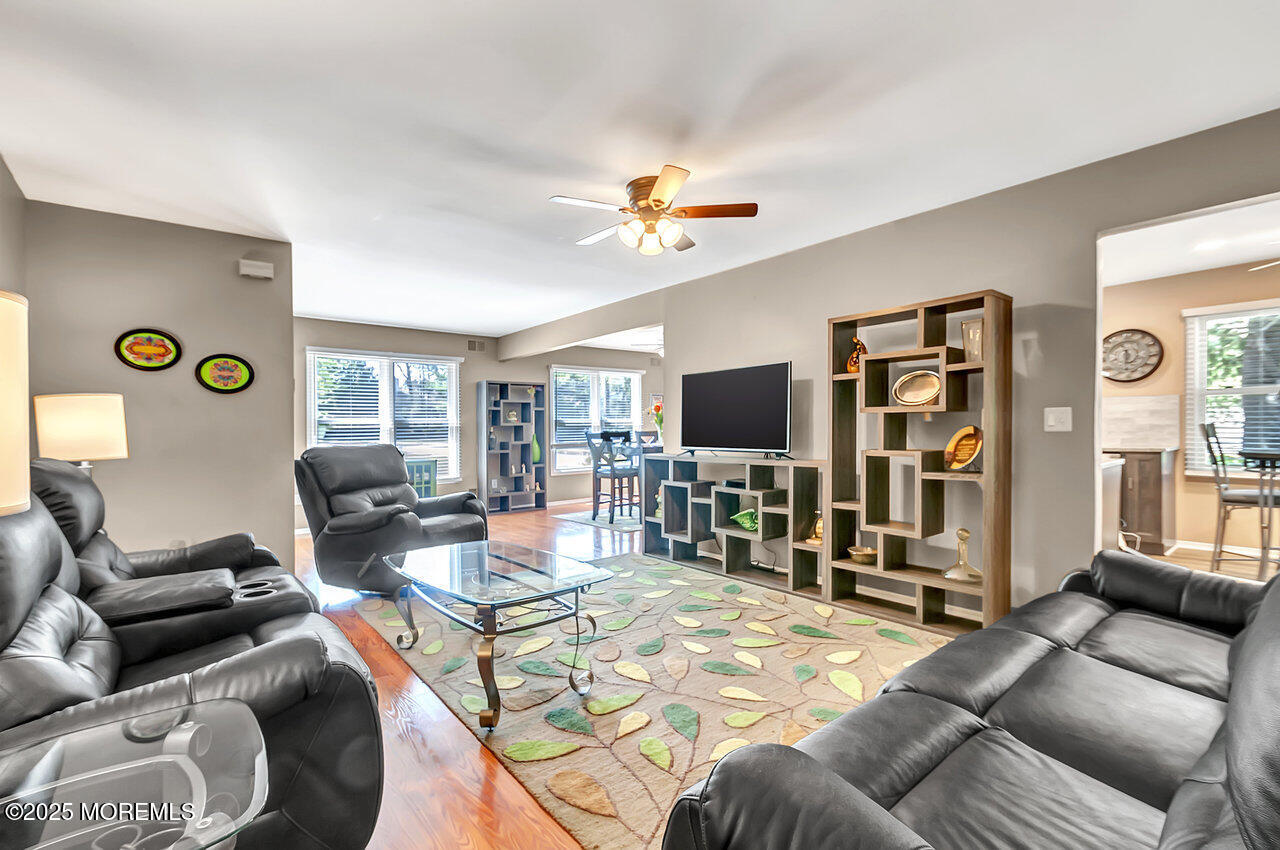 233 Cloverdale Drive, Lakewood, New Jersey image 17