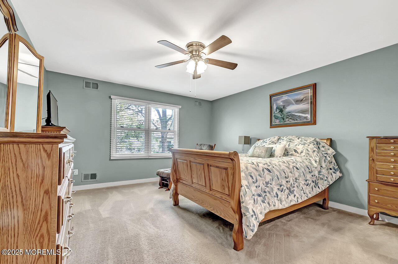 233 Cloverdale Drive, Lakewood, New Jersey image 21