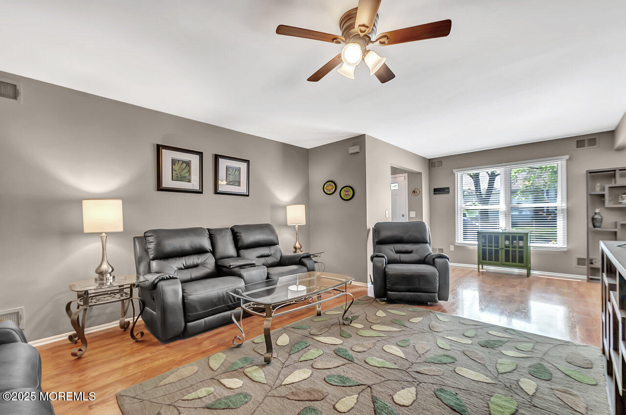 233 Cloverdale Drive, Lakewood, New Jersey image 18