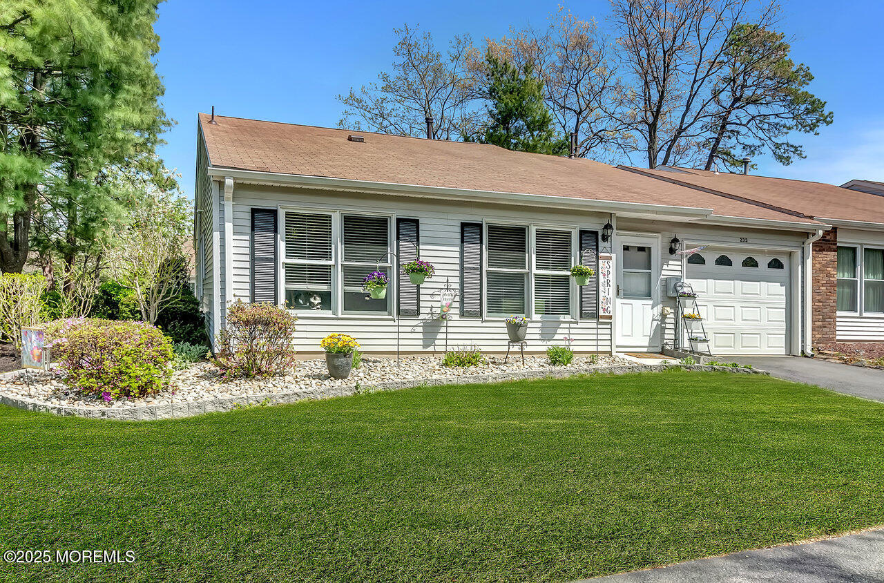 233 Cloverdale Drive, Lakewood, New Jersey image 2
