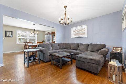 Homes For Sale - 315 Herbert Avenue<br/> Middlesex County, Old Bridge, NJ 08857