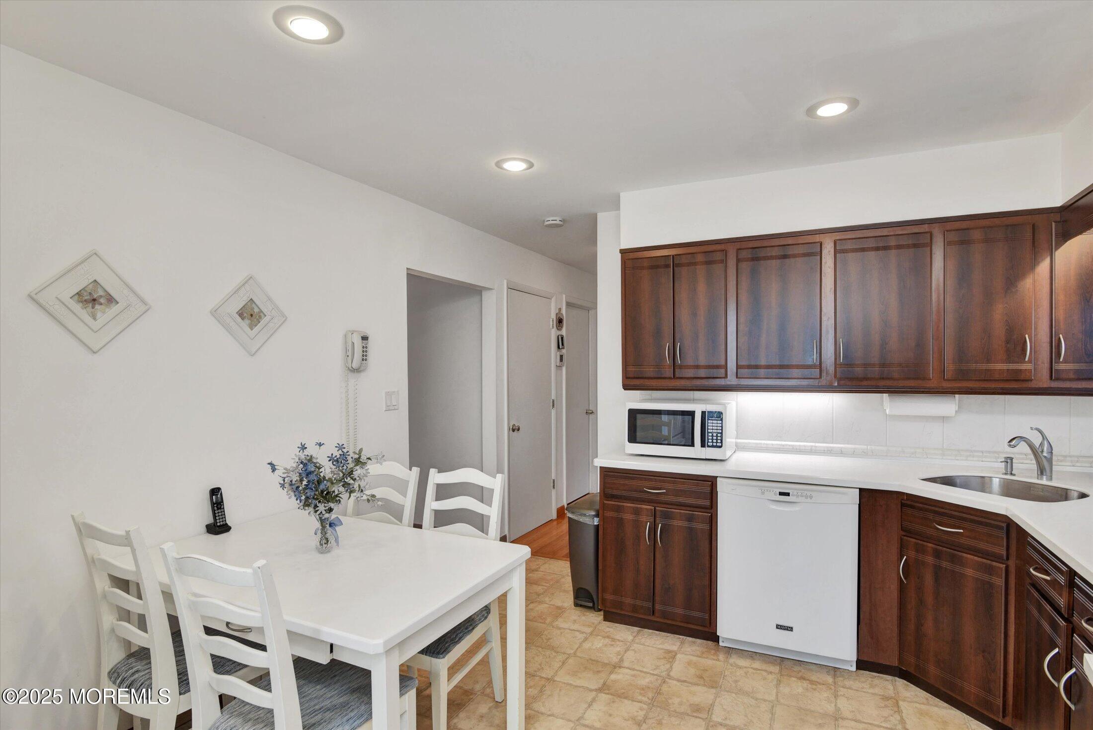 57 Duley Avenue, Edison, New Jersey image 22